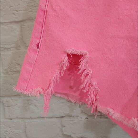 F Urban Outfitters UO BDG Neon Pink Distressed Chewed A Line Denim Shorts NWT 26 - Picture 3 of 7